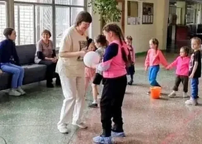 i (4)