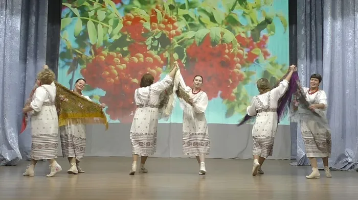 hd_crop_692bd670c2edf